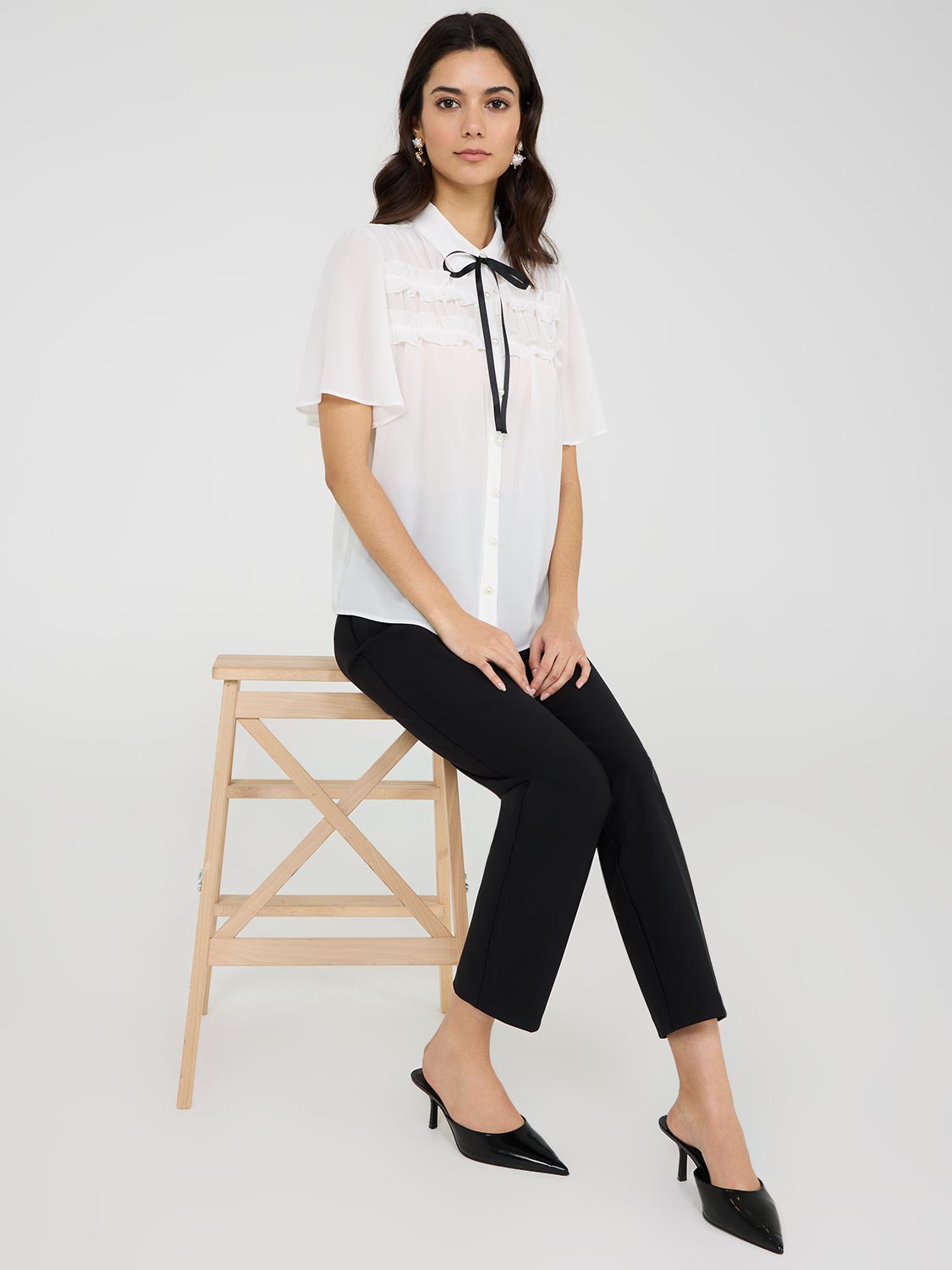 Contrast Bow Blouse With Flutter Sleeves
