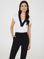 Contrast V-Neck Crepe Knit Top