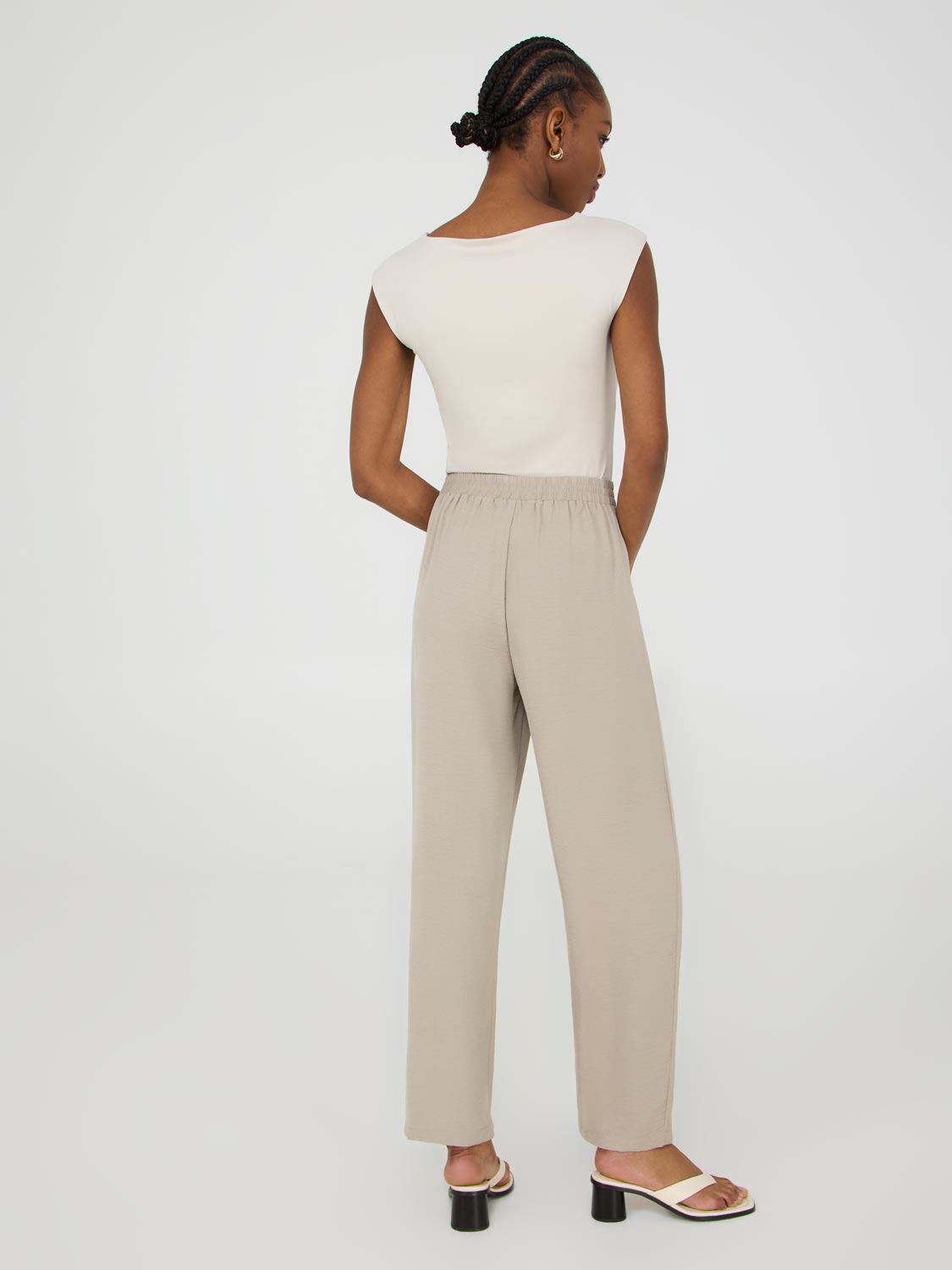 Mid-Rise Wide-Leg Pants