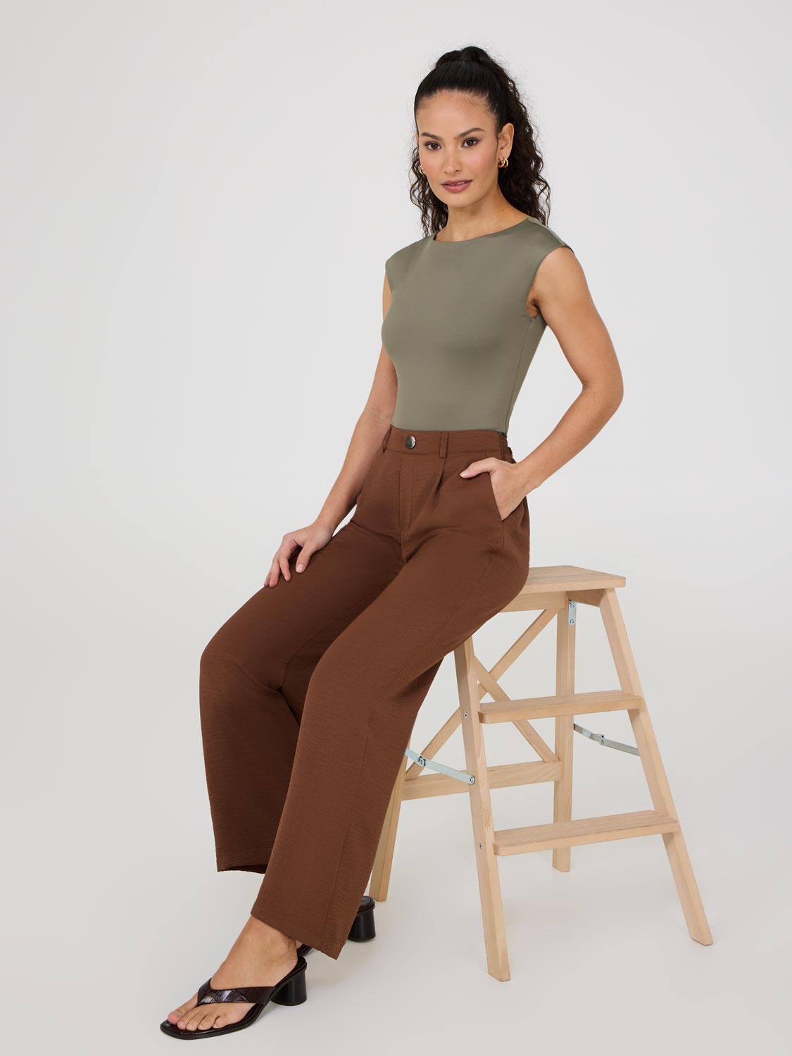 Mid-Rise Wide-Leg Pants