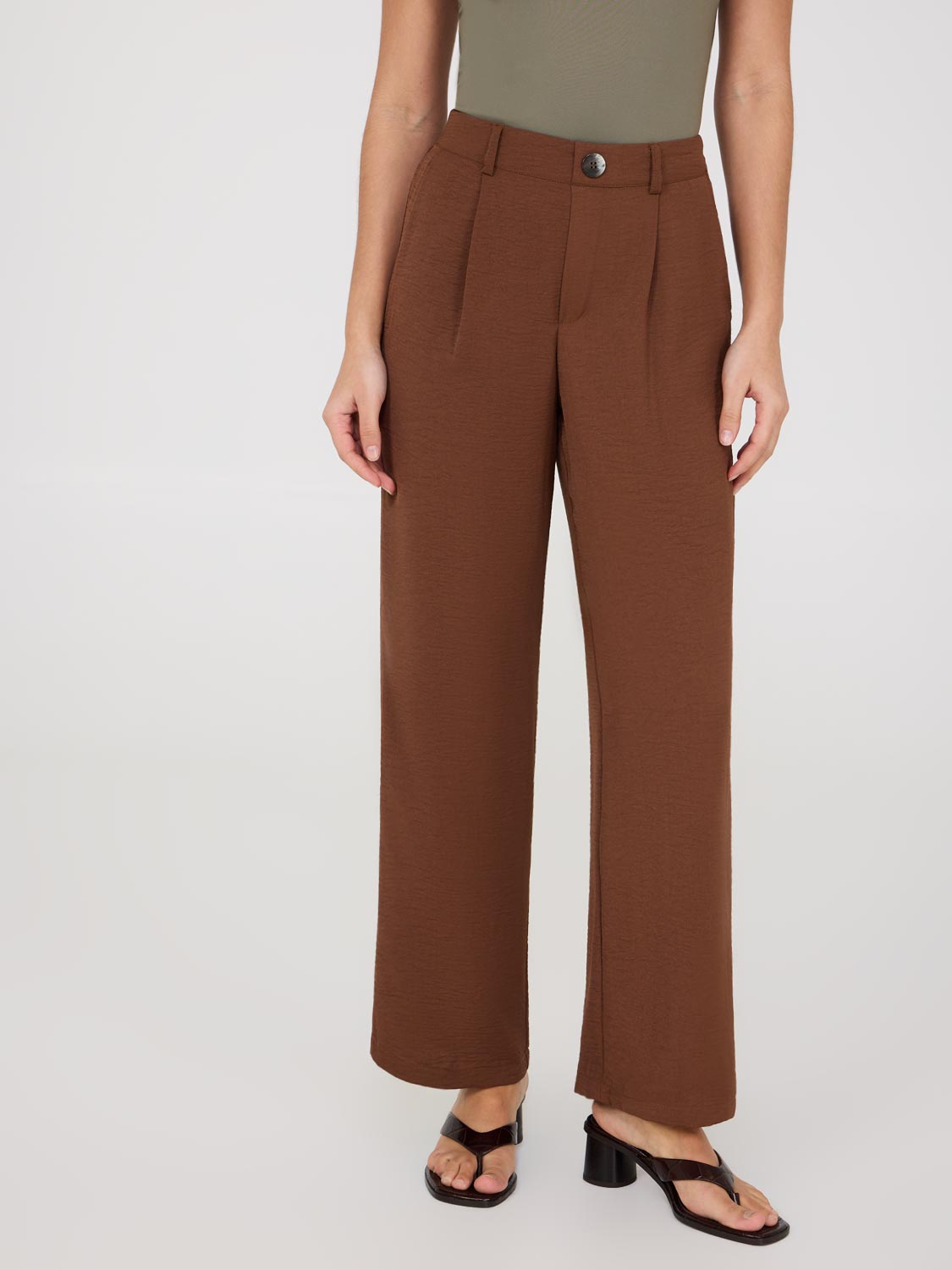 Mid-Rise Wide-Leg Pants