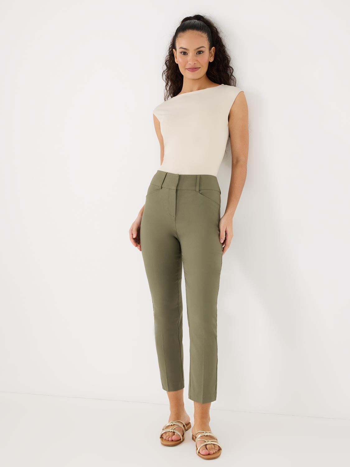 Mid-Rise Capri Pants