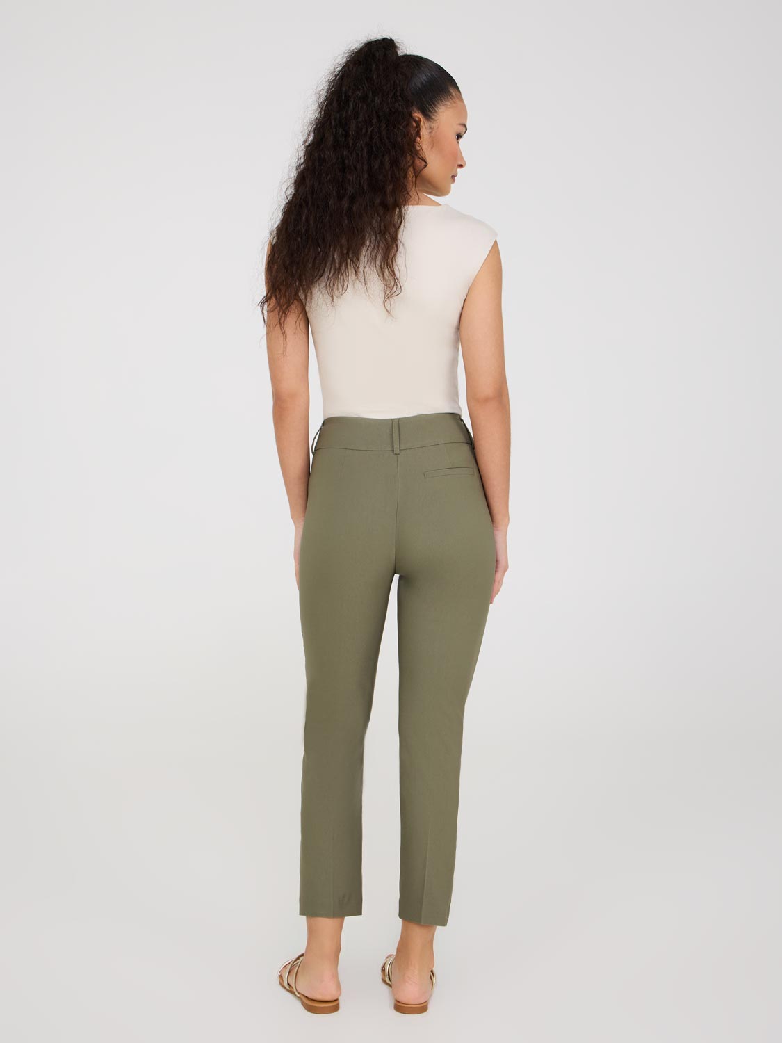 Mid-Rise Capri Pants