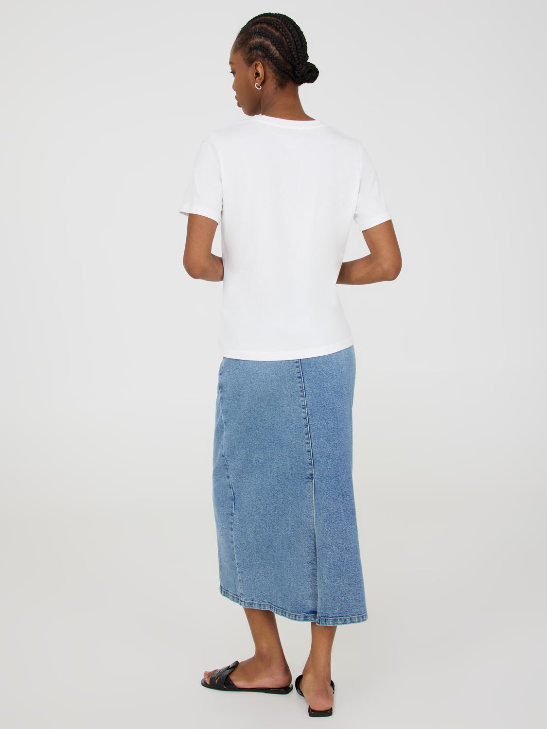 Short Sleeve T-Shirt With Sequin Bow
