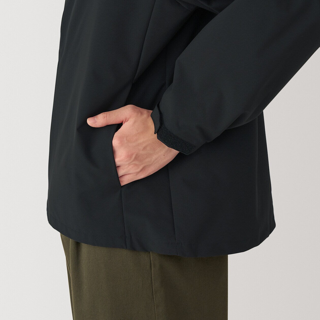 Water Repellent Hooded Jacket