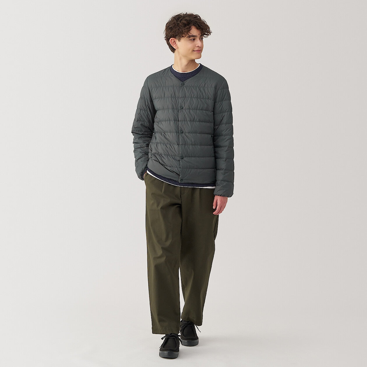 Lightweight Pocketable Collarless Down Puffer Jacket
