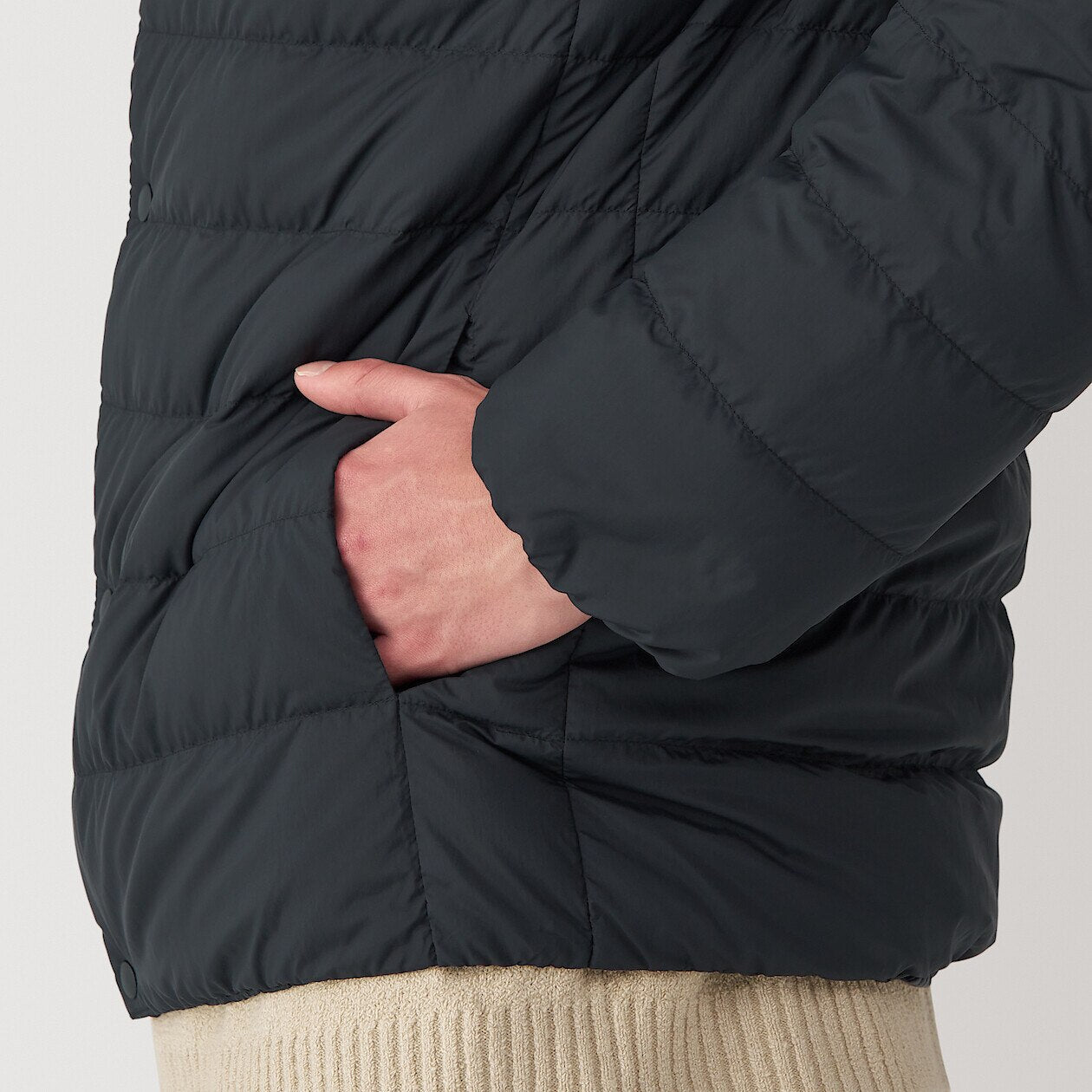 Lightweight Pocketable Collarless Down Puffer Jacket