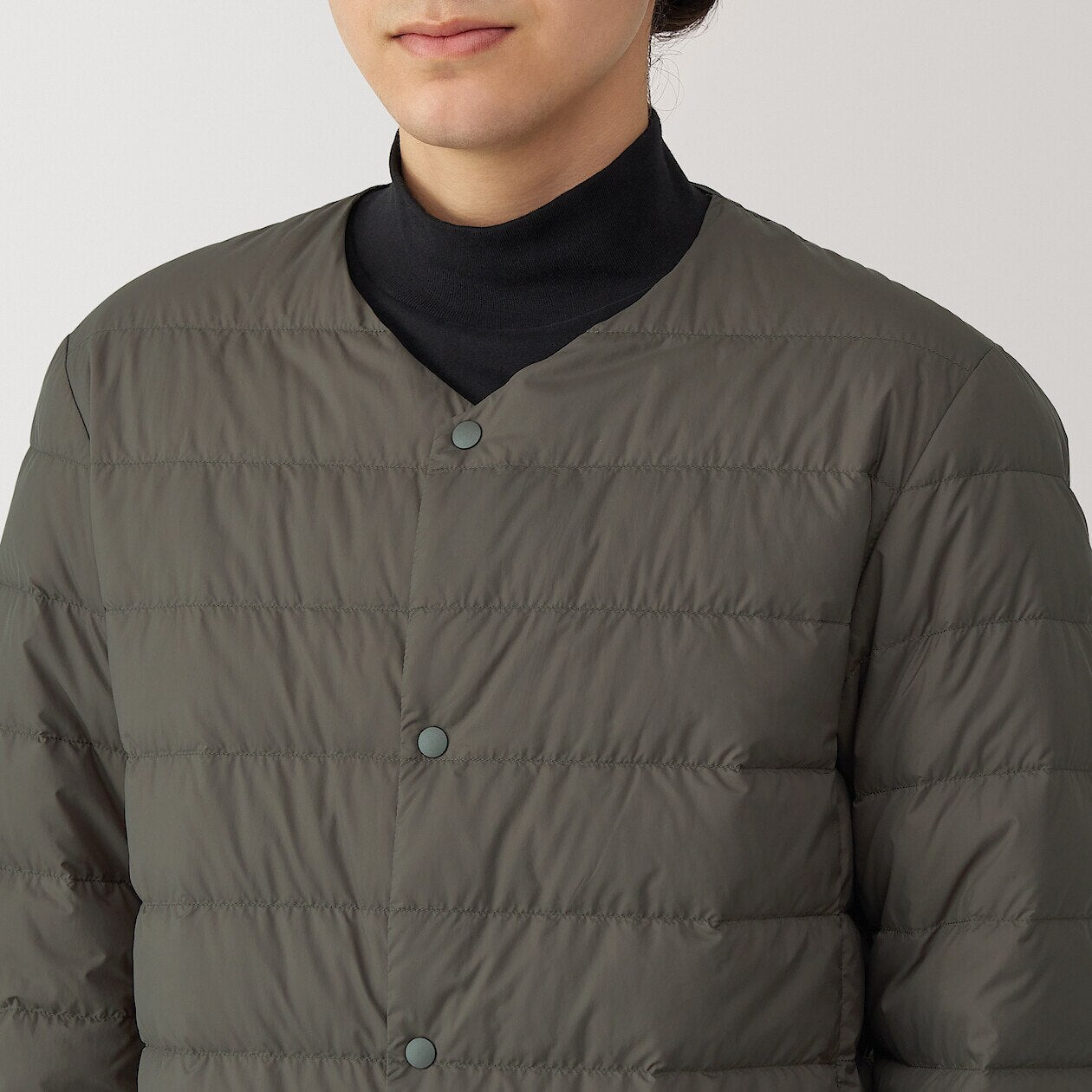 Lightweight Pocketable Collarless Down Puffer Jacket