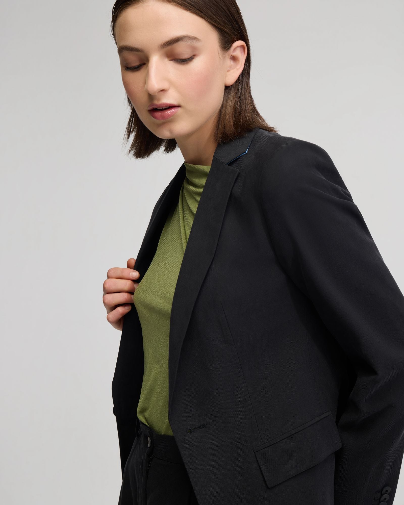 Lola Blazer